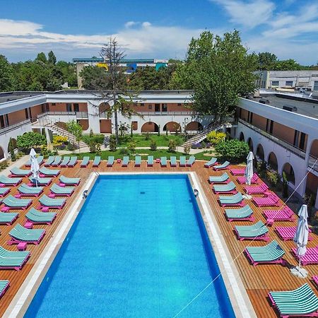 Ibis Styles Venus Hotel Exterior photo